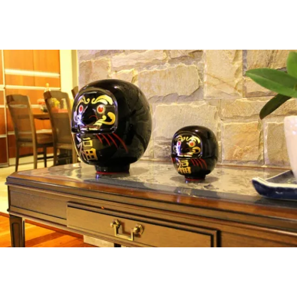 漆塗りカーボンダルマ(飛騨春慶塗) /Hida Shunkei Urushi Carbon Daruma